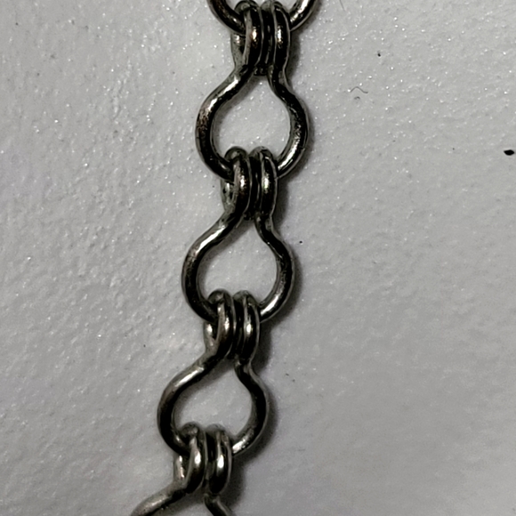 Vintage Leaf Design Silver-tone Choker / Necklace - Picture 3 of 4